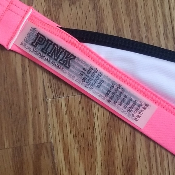 Victoria Secret bikini top an sports bra - Picture 3 of 8